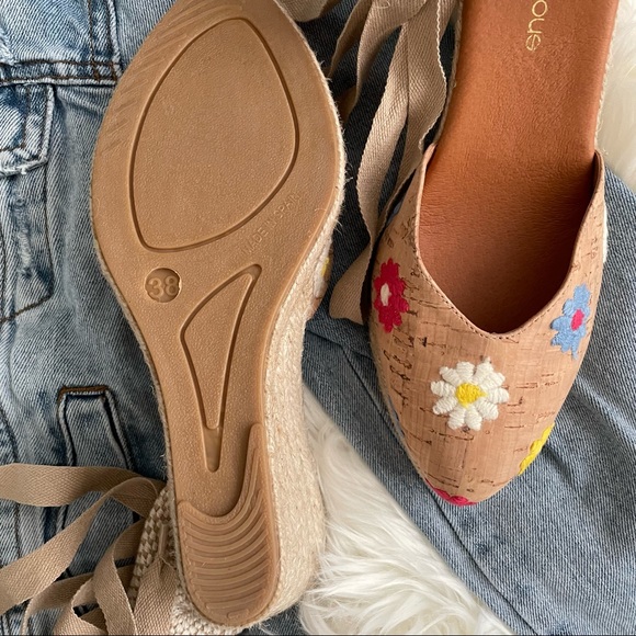 Ensley Andre Assous Espadrille Wedge 🌸🌼 Size 7-7.5 38 - Picture 9 of 13
